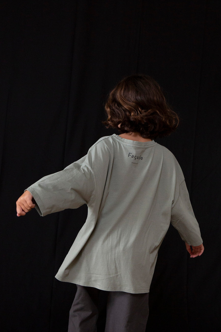 [Facade]   Quarter LS tee