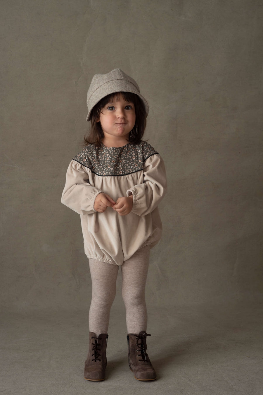[Popelin]   romper suit with yoke