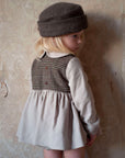 [popelin]   Mod.1.3 Sand romper suit with skirt and baby collar