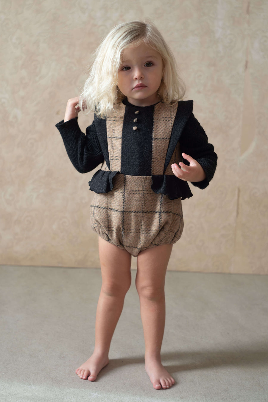 [popelin]   Mod.3.1 Beige plaid woollen romper suit with frill