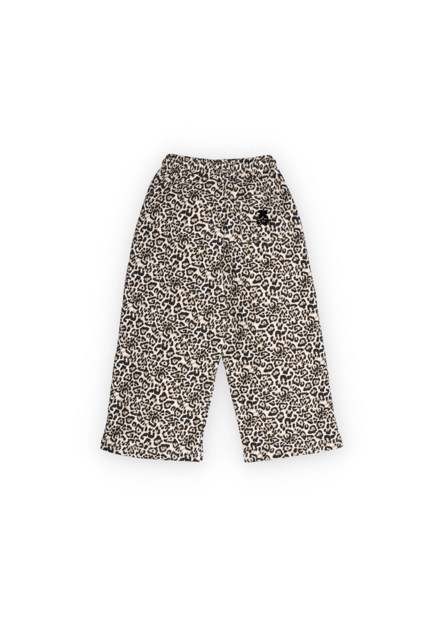 [The New Society]   Nelia Pant
