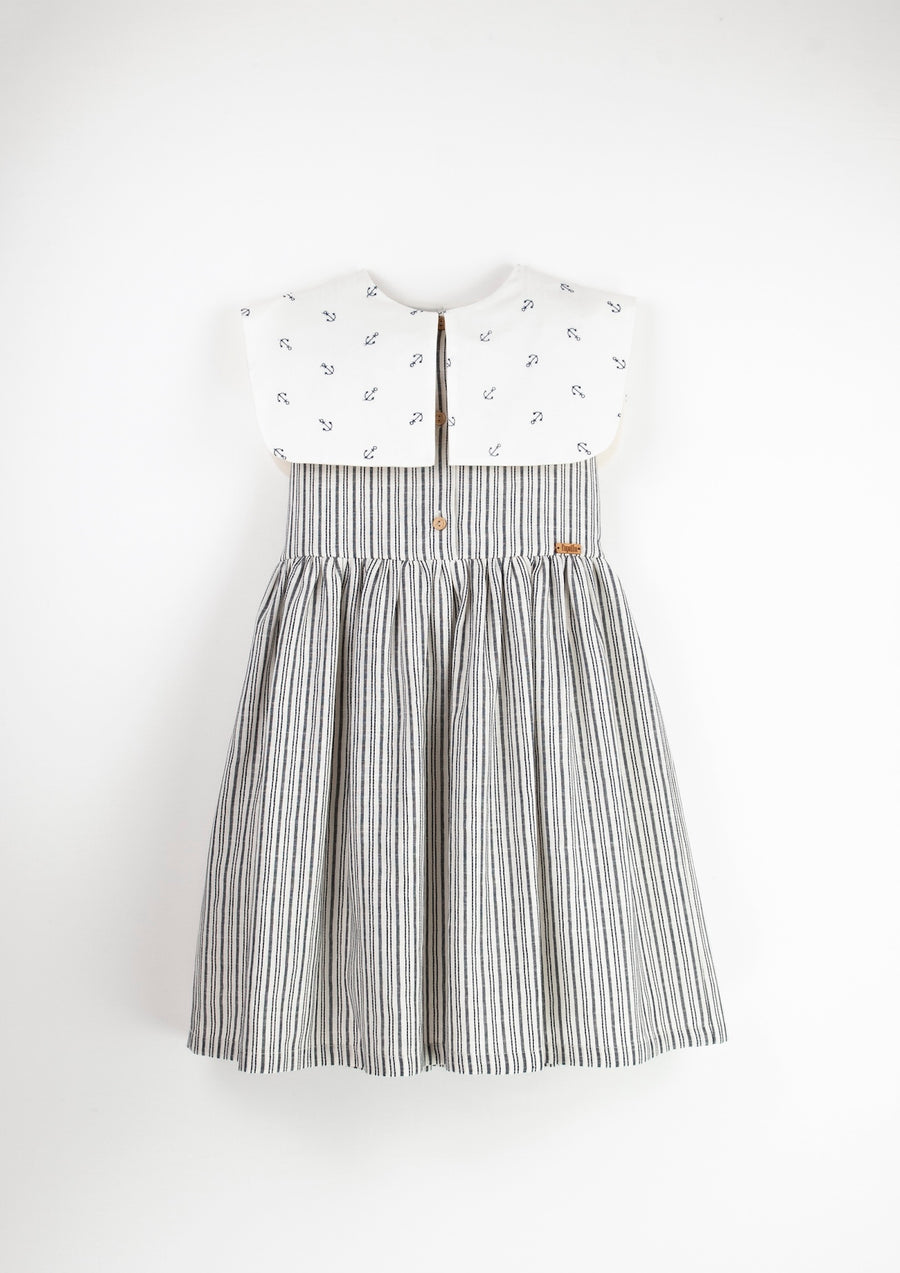 [Popelin]   Taupe check dress with embroidered collar