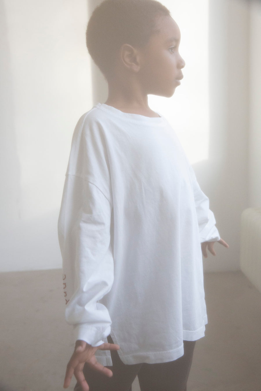 [Facade]   Wide LS tee